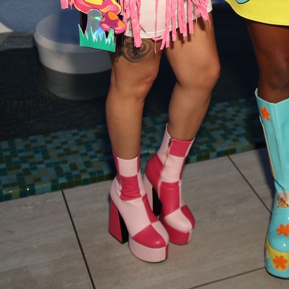 Color block platforms😍 - Picture 4 of 6